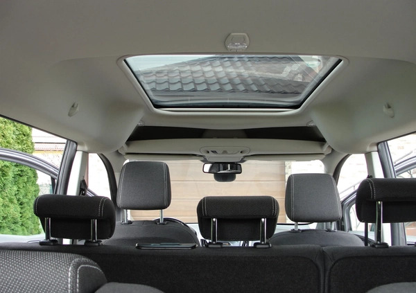 Ford Tourneo Connect Grand cena 59900 przebieg: 215900, rok produkcji 2018 z Opoczno małe 301